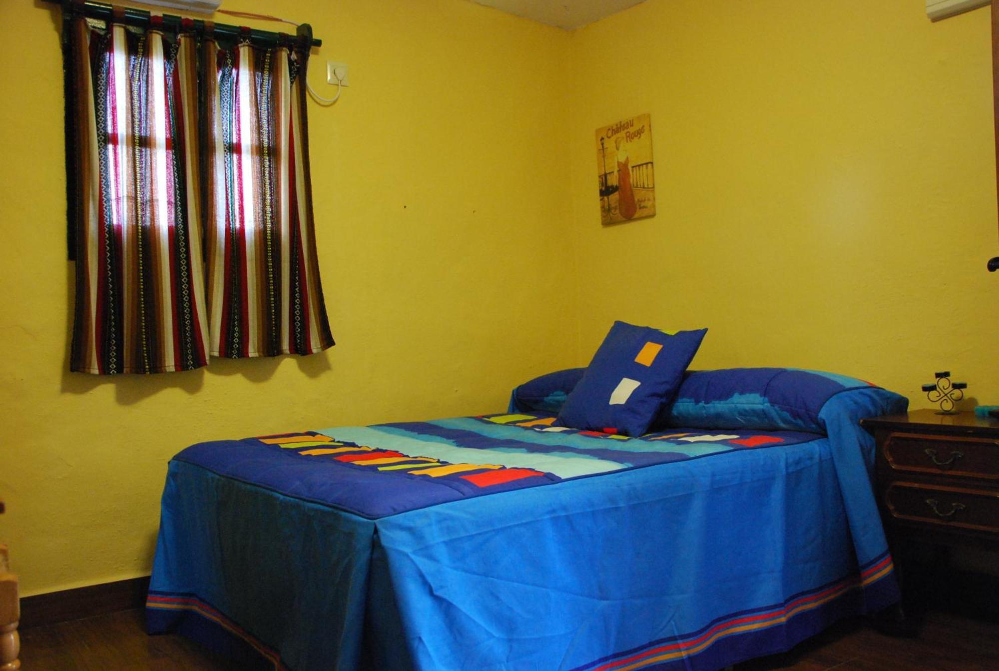 Camping Sierra De Las Nieves Yunquera Exterior photo