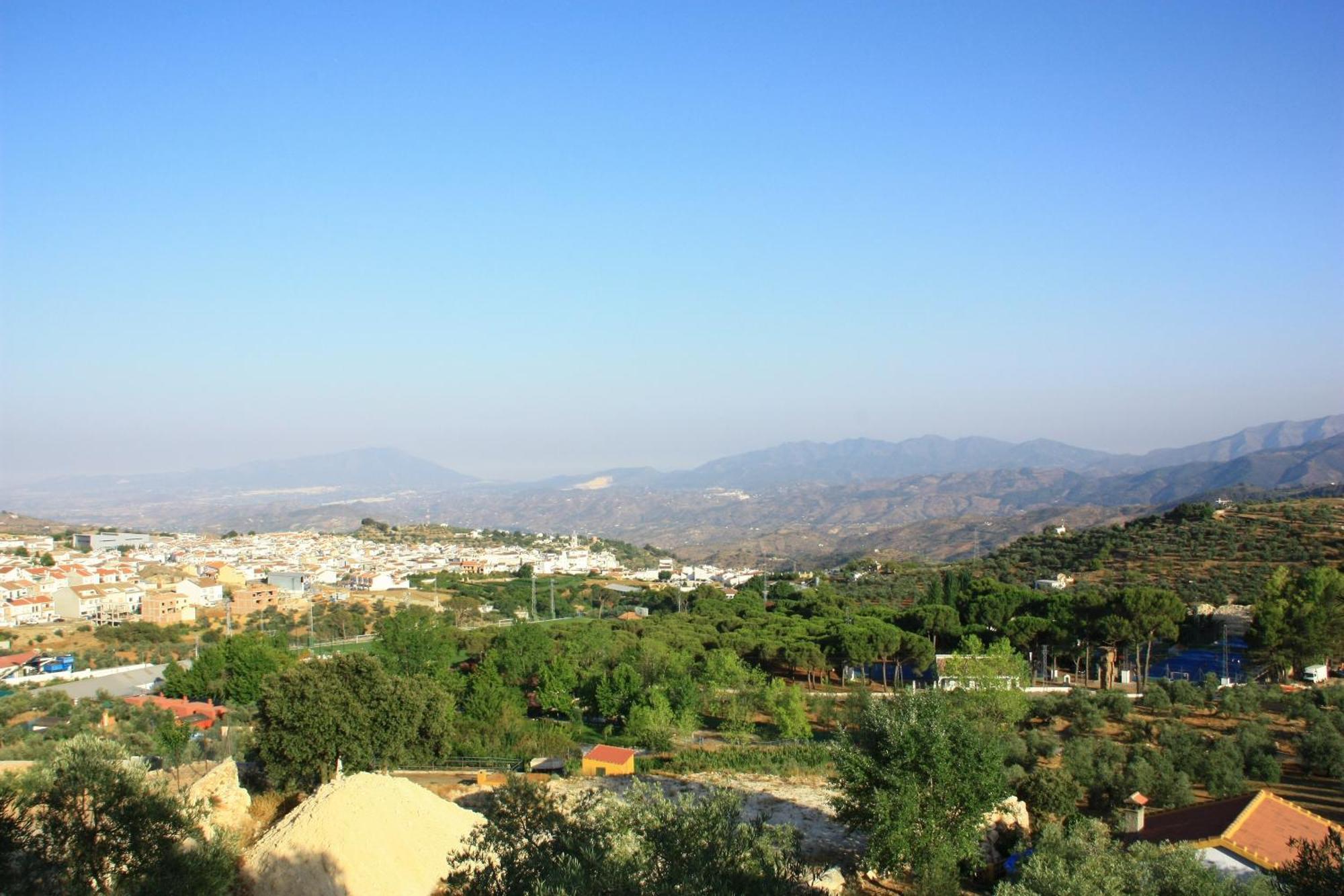 Camping Sierra De Las Nieves Yunquera Exterior photo